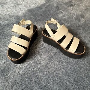 Chinese Laundry Platform Sandals